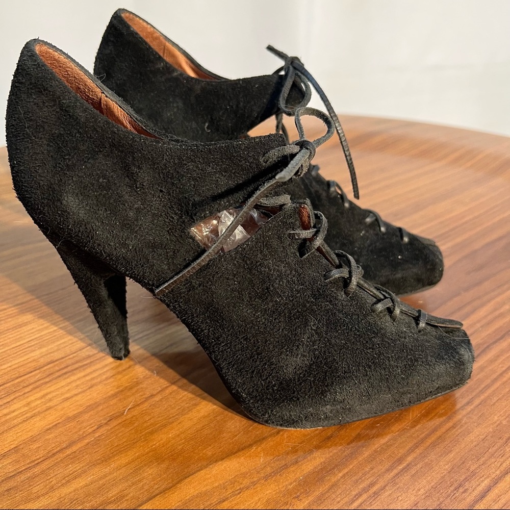 Acne lace up Shoe